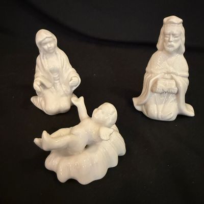 Crate and Barrel, World Market, Pier 1 and more Fun Christmas (K-BC)