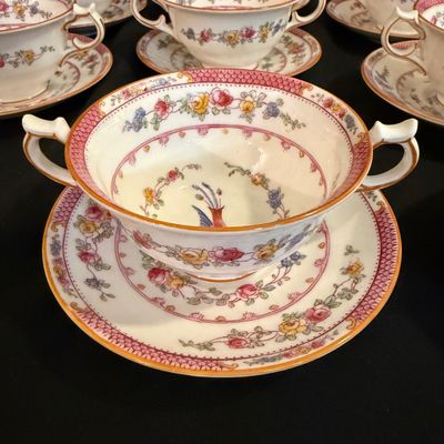 Crescent Ware Tea and Soup Cups (D-BM)