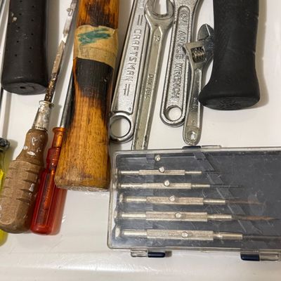Variety of Hand Tools (U-HS)