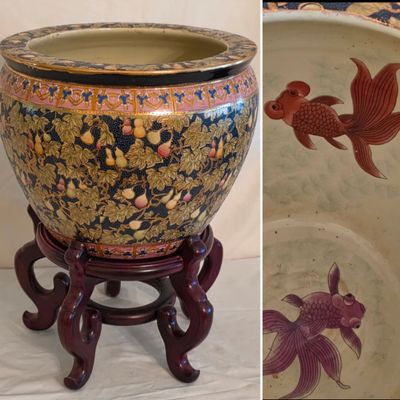 Large Cache Pot w/ Floral & Koi Fish Design and Stand (E-JS)