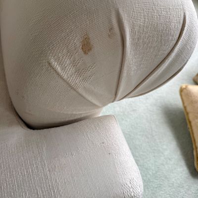 Cream Loveseat (LR-BM)