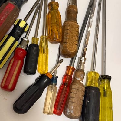 Variety of Hand Tools (U-HS)