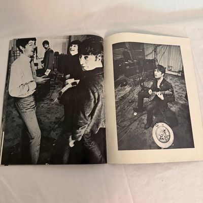 Vintage Beatles' Magazines and More (BR2-BM)