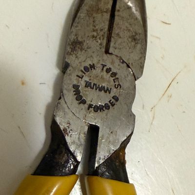 Variety of Hand Tools (U-HS)