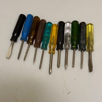 Variety of Hand Tools (U-HS)