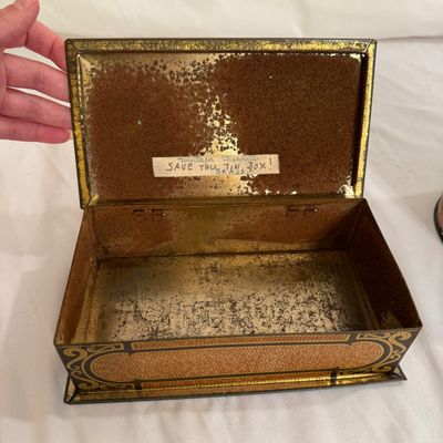 Vintage Cigarette and More Tins (LR-BM)