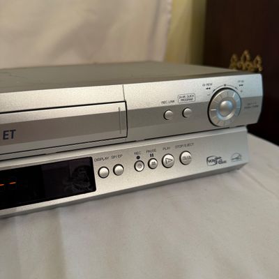 DVD & VHS Player with Tapes and DVD’s (LR-BM)