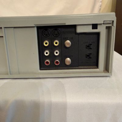 DVD & VHS Player with Tapes and DVD’s (LR-BM)