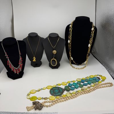 Glorious Costume Jewelry (ST-BM)