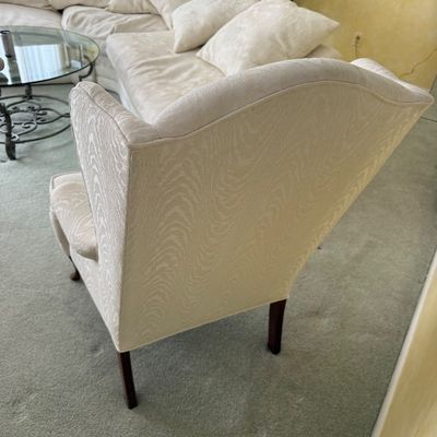 Queen Anne Style White Upholstered Wing Back Chair (LR-BM)