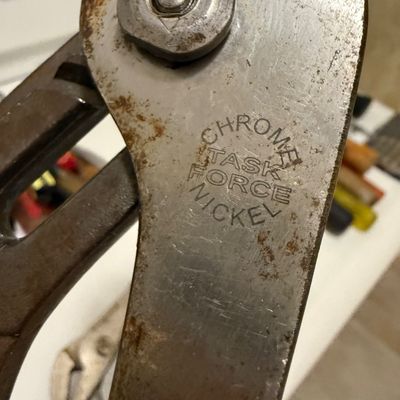Variety of Hand Tools (U-HS)