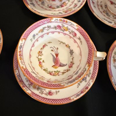 Crescent Ware Tea and Soup Cups (D-BM)