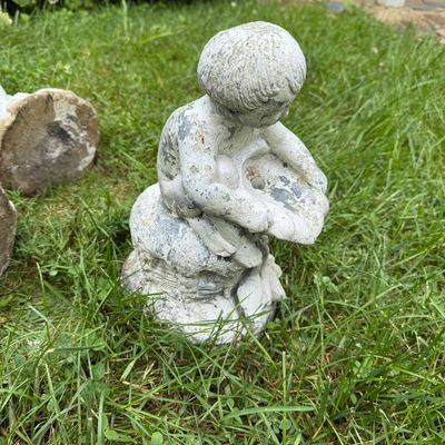 Three Girl Garden Statues (DG-BM)