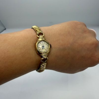 Helbros, Gobelin, and More Dainty Women’s Watches (ST-BR)
