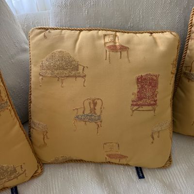 Ashford Court Gilded Throw Pillows & More (LR-BM)