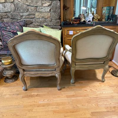 Pair of French Louis XV Beige Arm Chairs (D-BM)