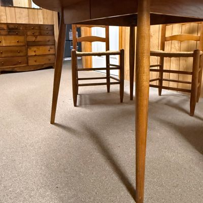 Round Mid-Century Style Kitchen Tables & Three Ladderback Chairs (BD-HS)