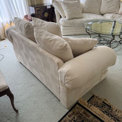 Cream Loveseat (LR-BM)