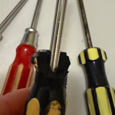 Variety of Hand Tools (U-HS)