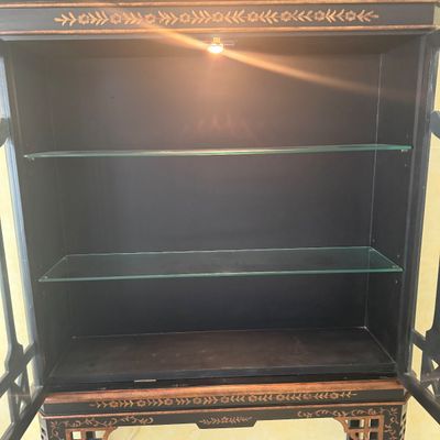 Chinese Chippendale Style Display Cabinet With Light (LR-BM)