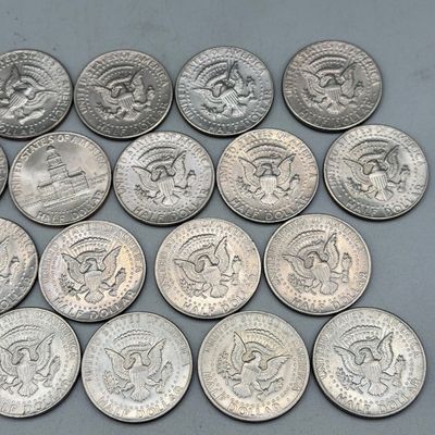 LOT 22: Lot of 23 Kennedy Half Dollars - 1970s-80s