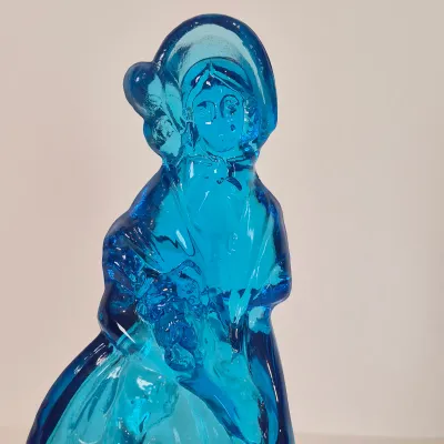 LOT 20D: Vintage Glass "Lady with Two Scottie Dogs" Large Figurine, Viking Platter, George & Martha Washington Goblets,...