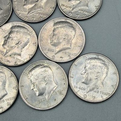 LOT 22: Lot of 23 Kennedy Half Dollars - 1970s-80s