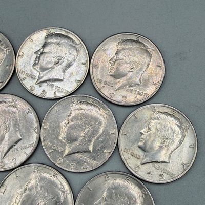 LOT 22: Lot of 23 Kennedy Half Dollars - 1970s-80s