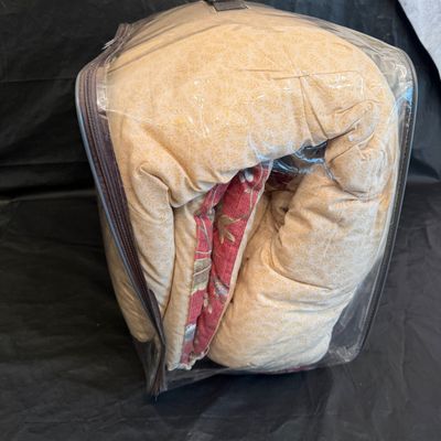 NIB Seven Piece Madison Park King Sized Comforter Set (GB-MG)