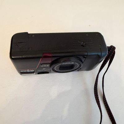 Nikon Zoom Touch 470 & Nikon Tele Touch 35MM Cameras With Carrying Cases (GB-MG)