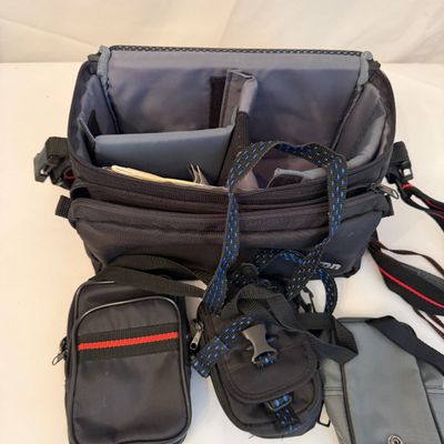 Nikon Zoom Touch 470 & Nikon Tele Touch 35MM Cameras With Carrying Cases (GB-MG)