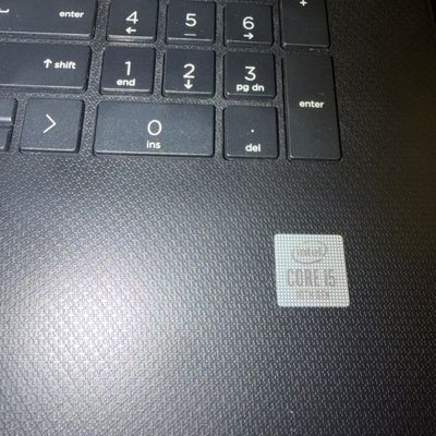 HP Laptop with 17” Screen & Stand (LR-MG)