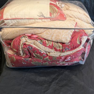 NIB Seven Piece Madison Park King Sized Comforter Set (GB-MG)