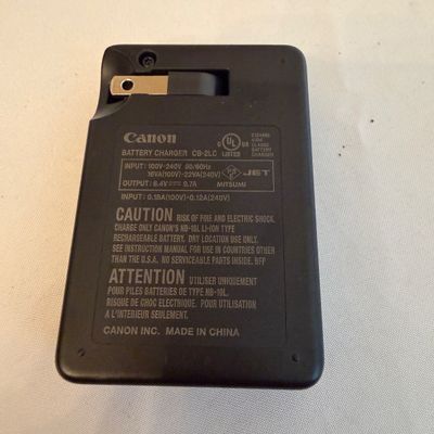 Canon SX40HS Digital Camera With Case & Charger (GB-MG)