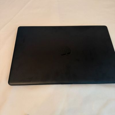 HP Laptop with 17” Screen & Stand (LR-MG)