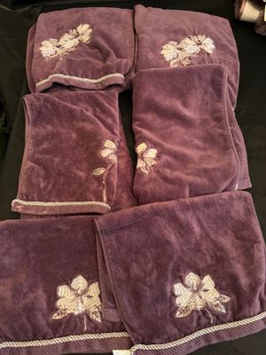 Bath Towels, Bathmats & Shower Curtains (LC-MG)