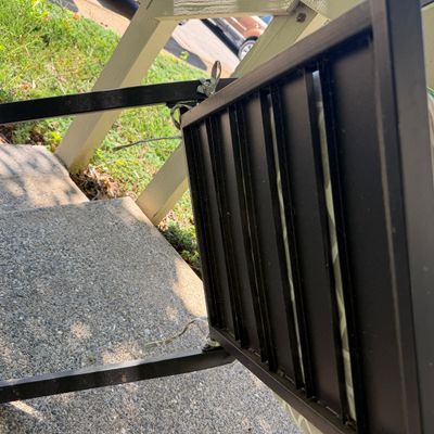 Two Aluminum Chairs & Table (H-MG)