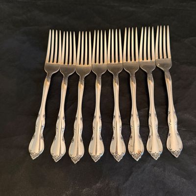 Gotham Sterling Silver Flatware Set (DR-MG)