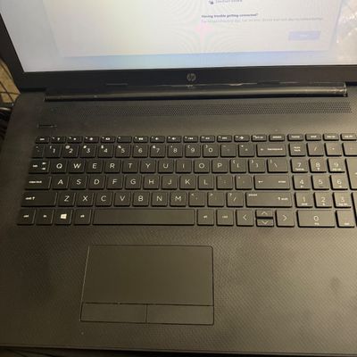 HP Laptop with 17” Screen & Stand (LR-MG)