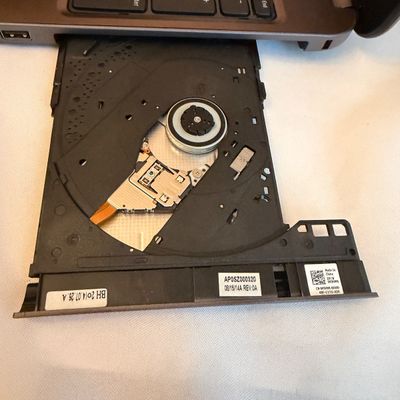 Dell Inspiron 15R 5537 Laptop (LR-MG)