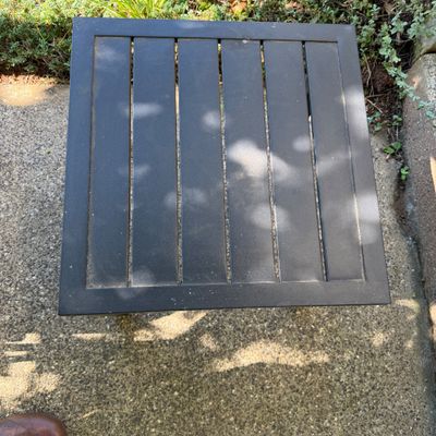 Two Aluminum Chairs & Table (H-MG)