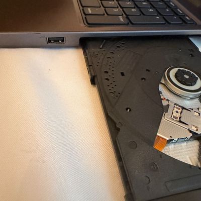Dell Inspiron 15R 5537 Laptop (LR-MG)