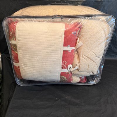 NIB Seven Piece Madison Park King Sized Comforter Set (GB-MG)
