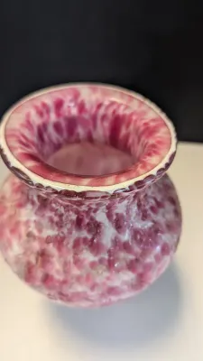 Murano Style Art Glass Flower Vase Textured Pink & White Splatter Glass