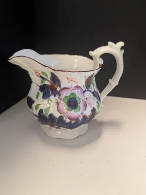 Gaudy Welsh British Pottery Bone China Tulip Pattern