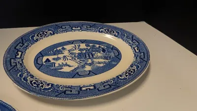 6 Plates - Homer Laughlin Made In USA (4) L 48 N 8 & (2) A 49 N 6 - Plates
