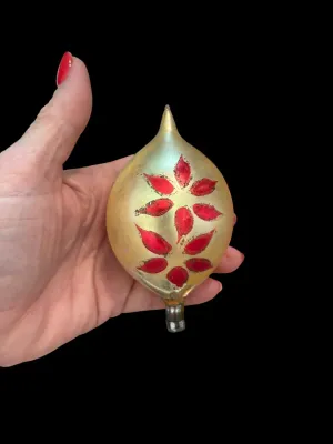 Sale Photo Thumbnail #9: Vintage Christmas Bulbs, MCM Glass Bulbs Lot #67
Beautiful assortment of authentic vintage Mid-Century Modern (MCM) glass Christmas ornaments in vibrant pink, gold, red, green, and cream. Includes a mix of round and teardrop shapes with hand-painted and g