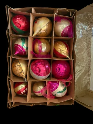 Sale Photo Thumbnail #8: Vintage Christmas Bulbs, MCM Glass Bulbs Lot #67
Beautiful assortment of authentic vintage Mid-Century Modern (MCM) glass Christmas ornaments in vibrant pink, gold, red, green, and cream. Includes a mix of round and teardrop shapes with hand-painted and g