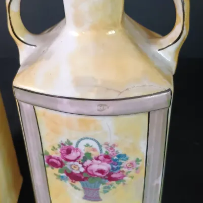 LOT 136: Czechoslovakian Lustre Ceramic Kitchen Canisters