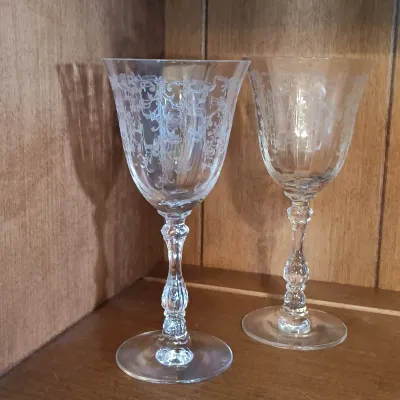 LOT 254: Vintage Etched Crystal Glassware